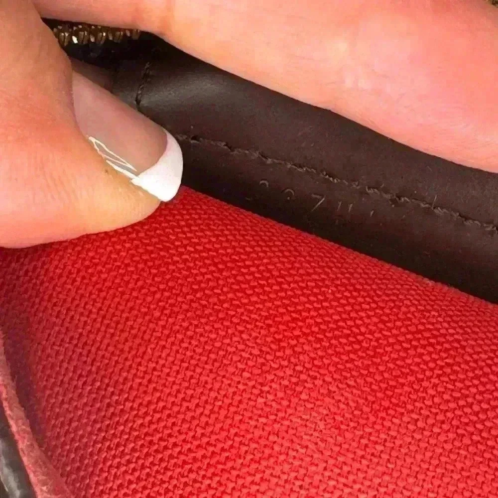 Louis Vuitton vintage Damier Chelsea Shoulder Tote Bag.